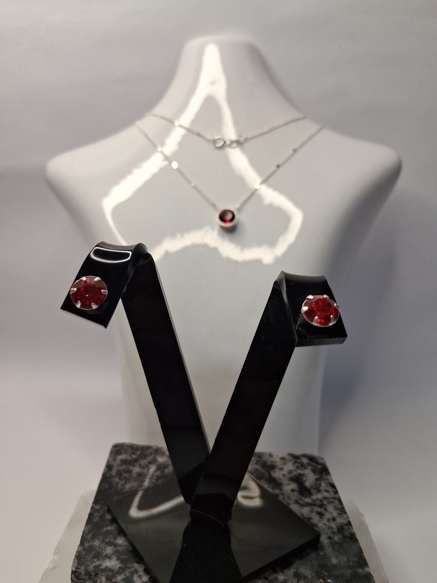 Collar - Set Susano (Rojo) - Aros + cadena (combinada) y dije - Plata925 - Dama.
