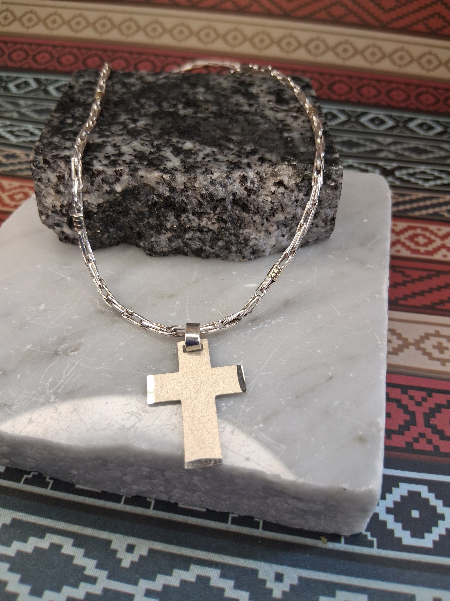 Collar - Plata y Oro - x 55 cms - Dije Cruz Chata.