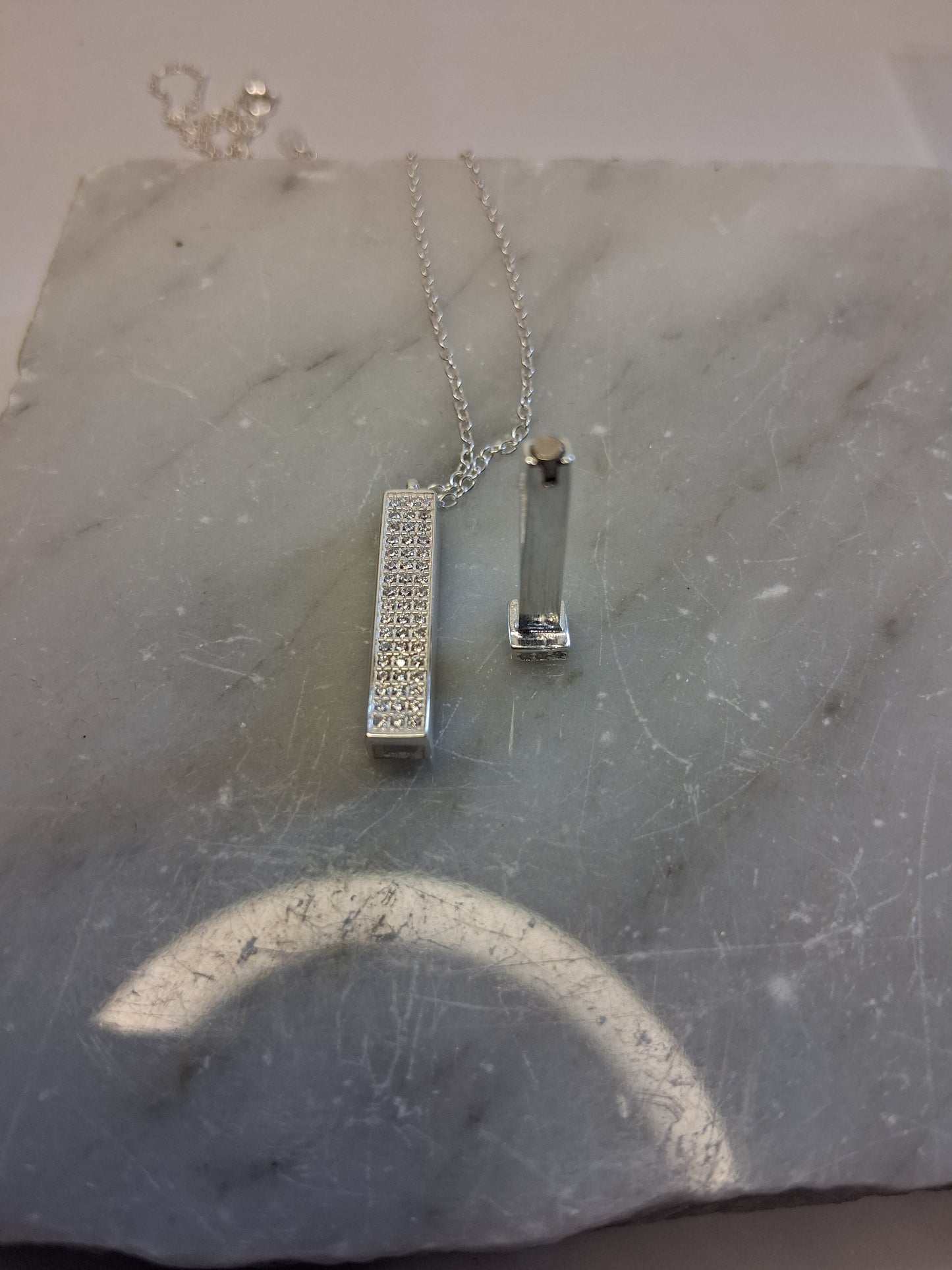 Collar - Colgante retráctil Tipo Cajon Dos Piesas (Regulable) - Plata925 - Dama.
