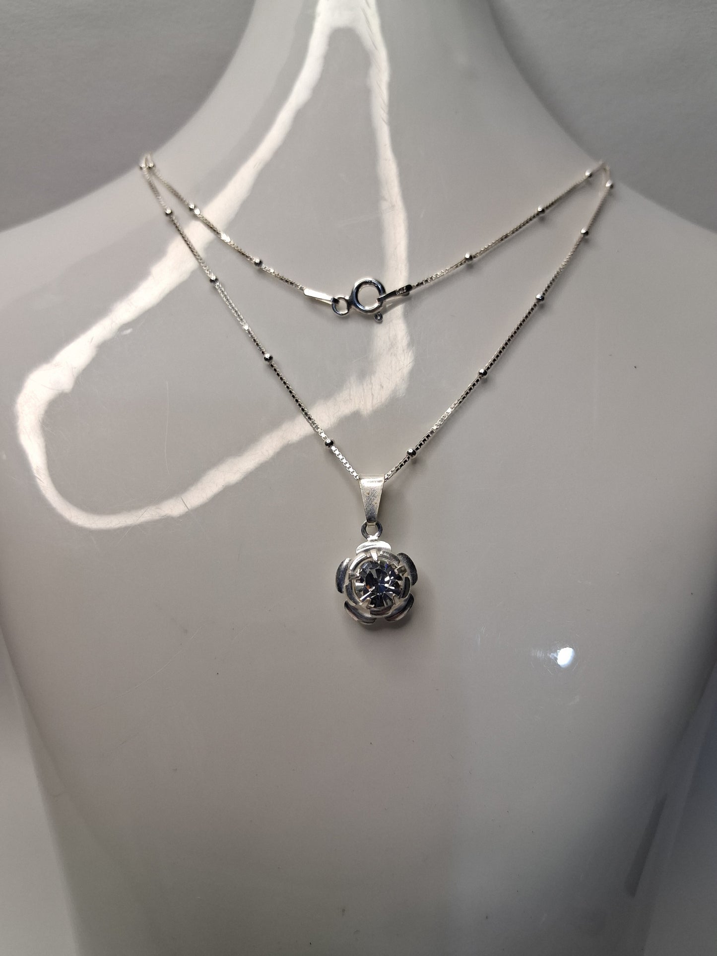 Collar - Set Susano (Flor) - Aros + cadena (Bolitas) y dije - Plata925 - Dama.