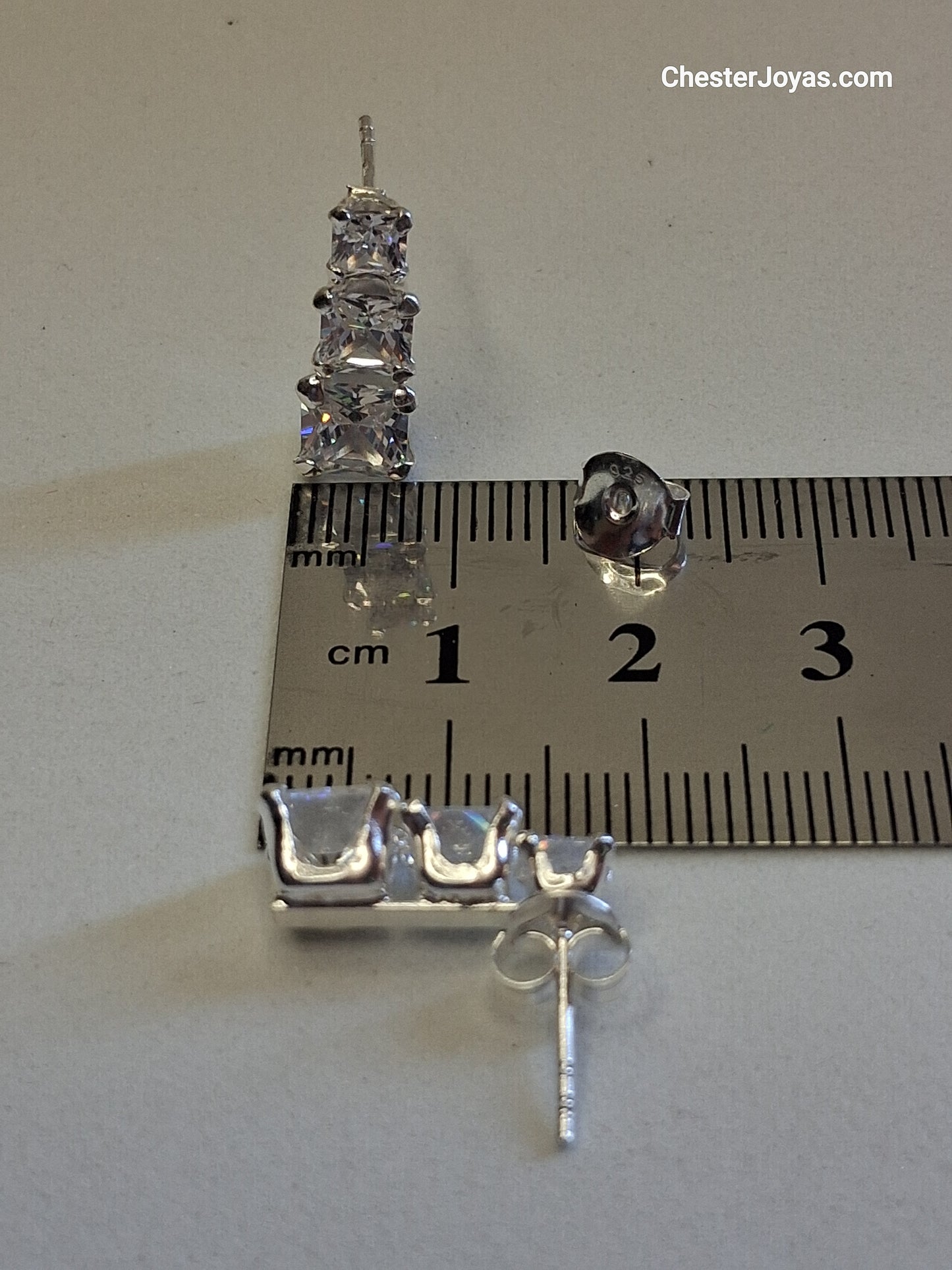 Aros - Pasantes NAYA con Piedras Blancas - Plata925.