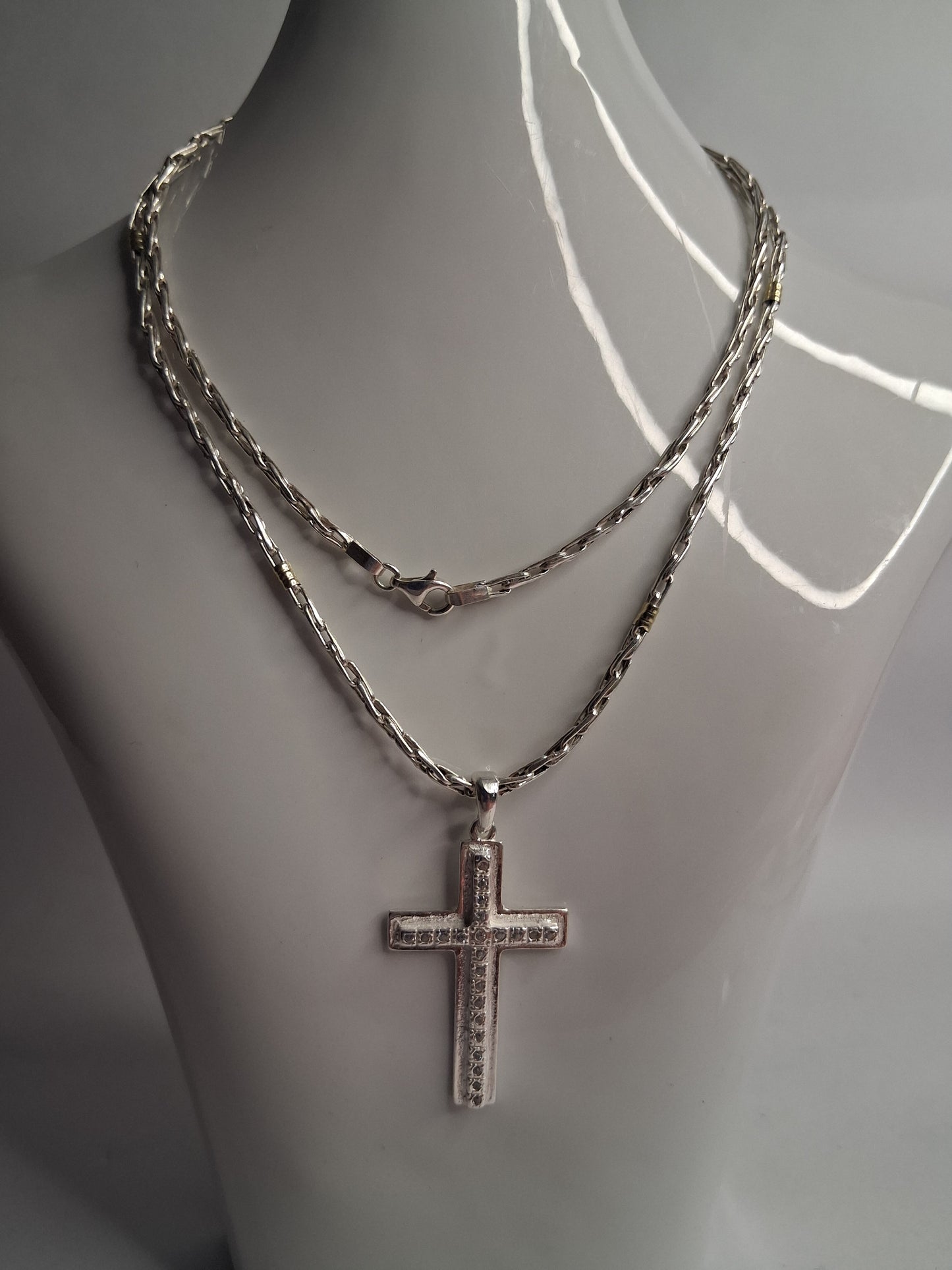 Collar - Plata y Oro - x 55 cms - dije Cruz c Piedras - Dama.