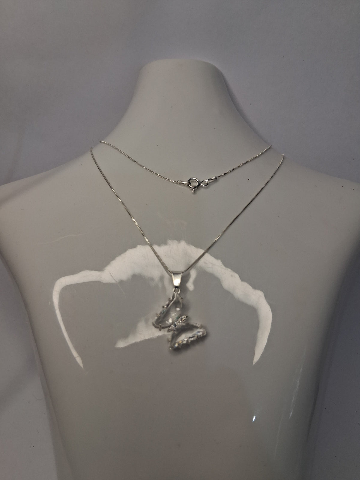 Collar Cadena Veneciana con Dije Mariposa Piedra Blanca Plata 925 - Dama