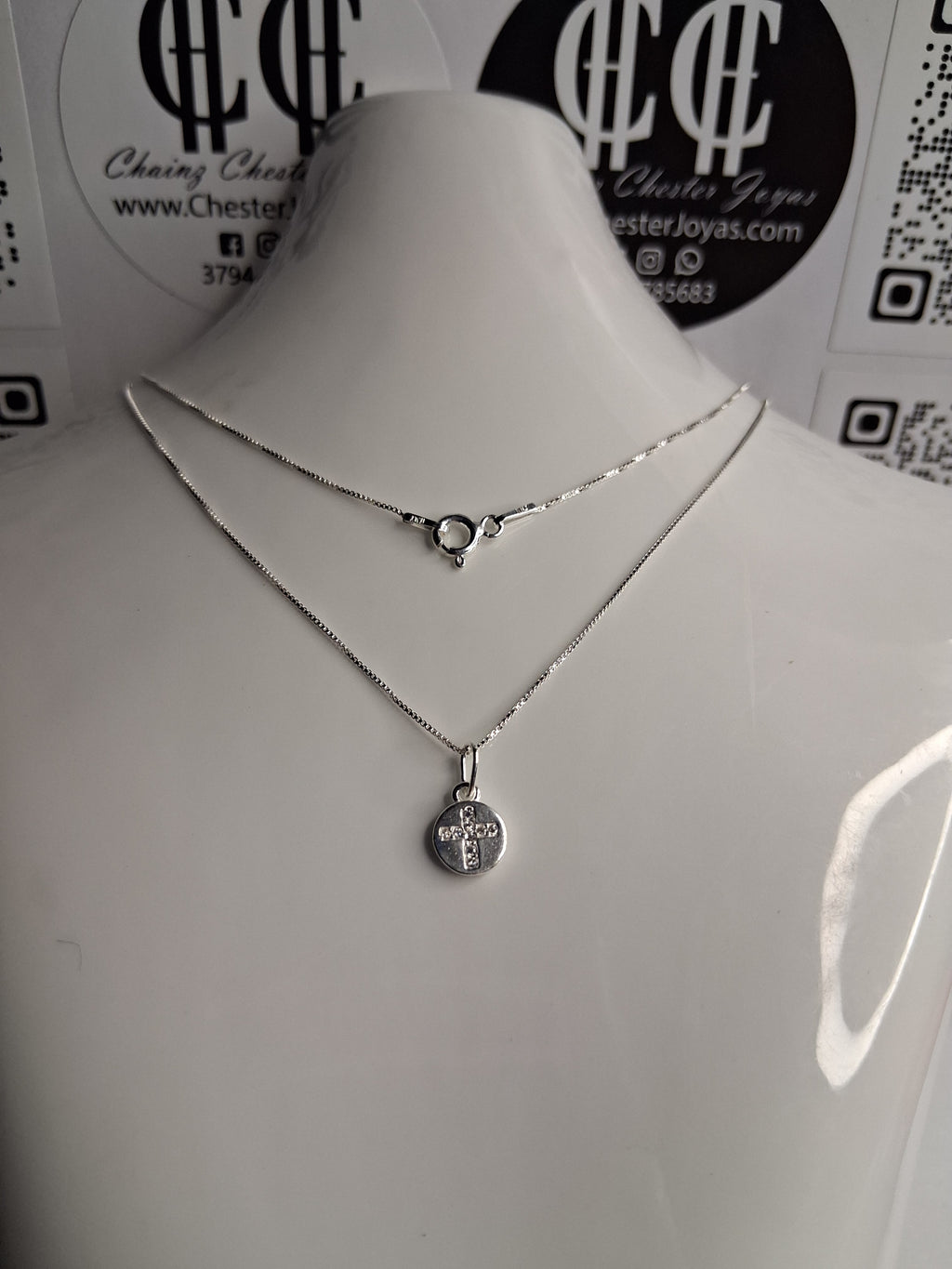 Collar - Cadena Veneciana 40,45 y 50 cm -Dije redondo Cruz c Piedras - Plata 925- Dama.