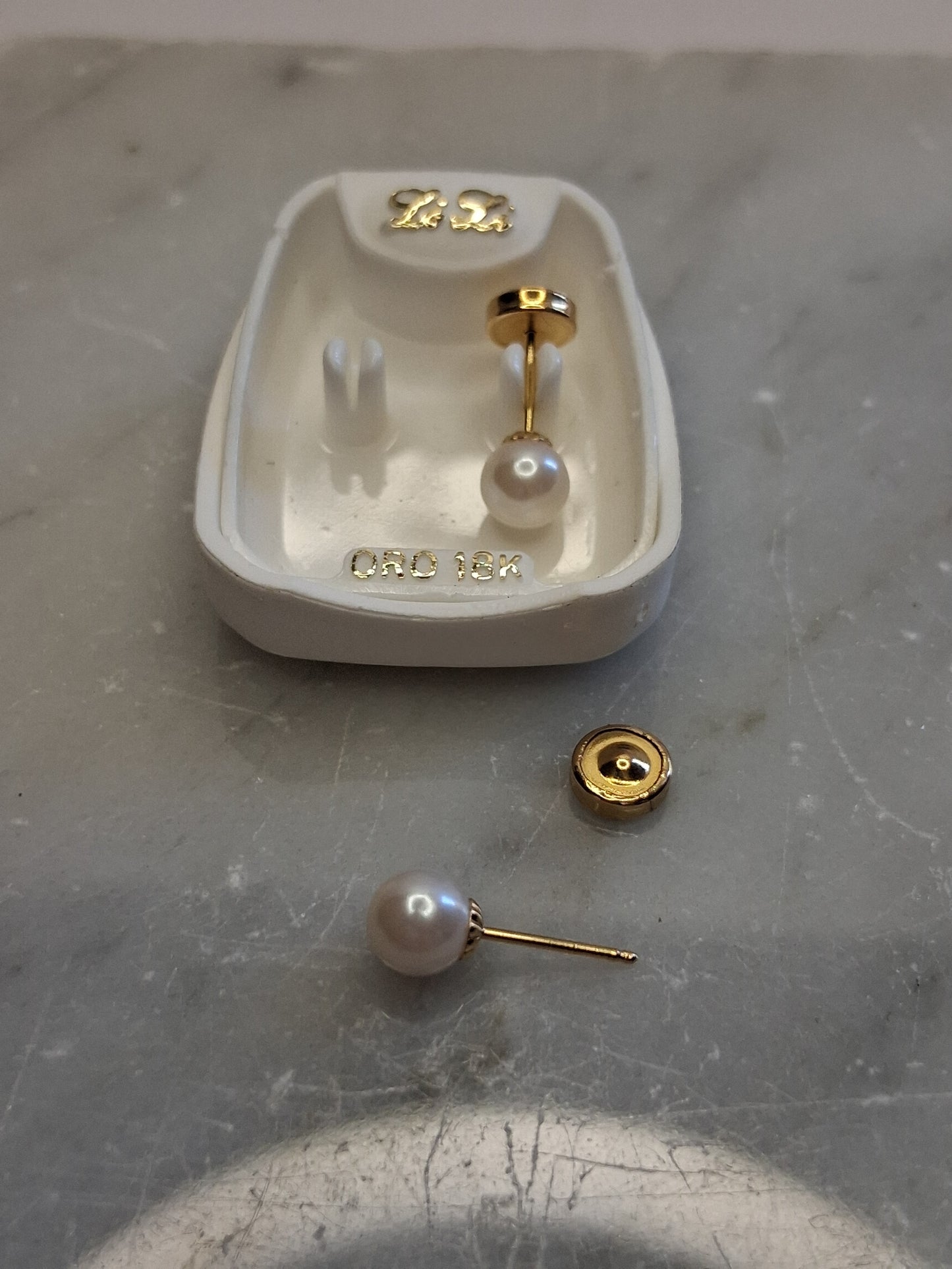 Aros - Abridores Perla 5 mm - Oro 18Kts