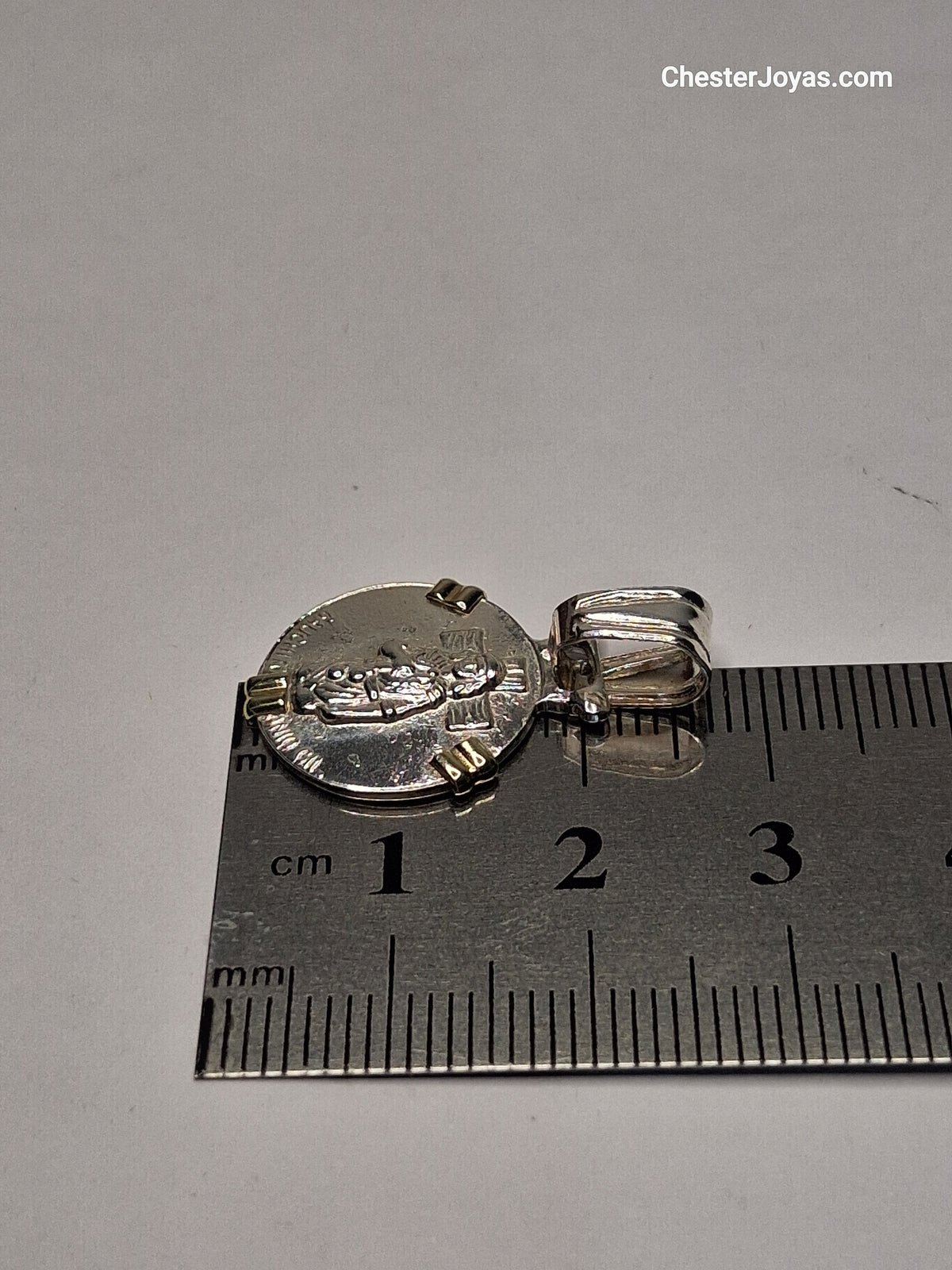 cadena de plata con dije de Gauchito Gil