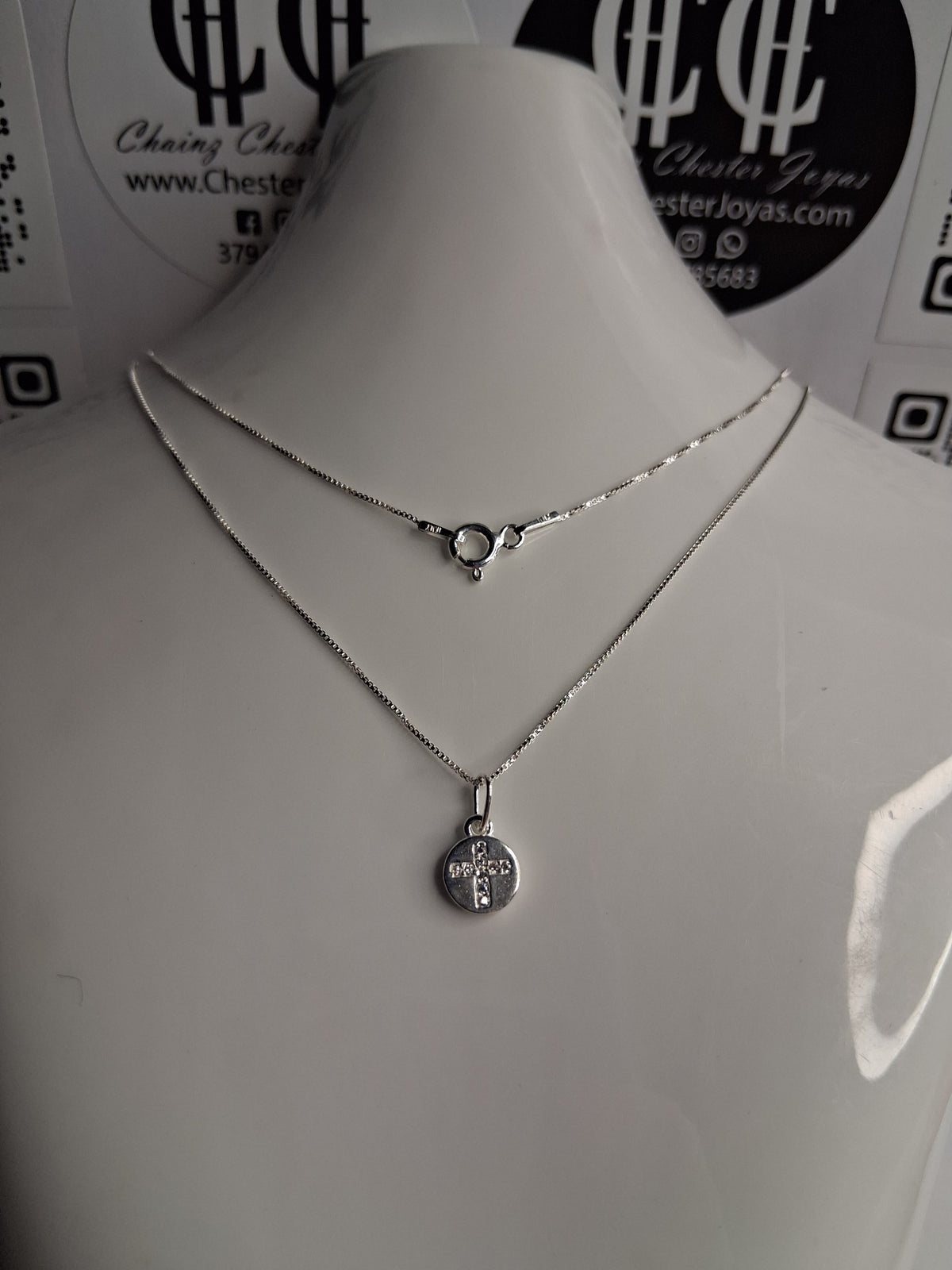 Collar - Cadena Veneciana 40,45 y 50 cm -Dije redondo Cruz c Piedras - Plata 925- Dama.