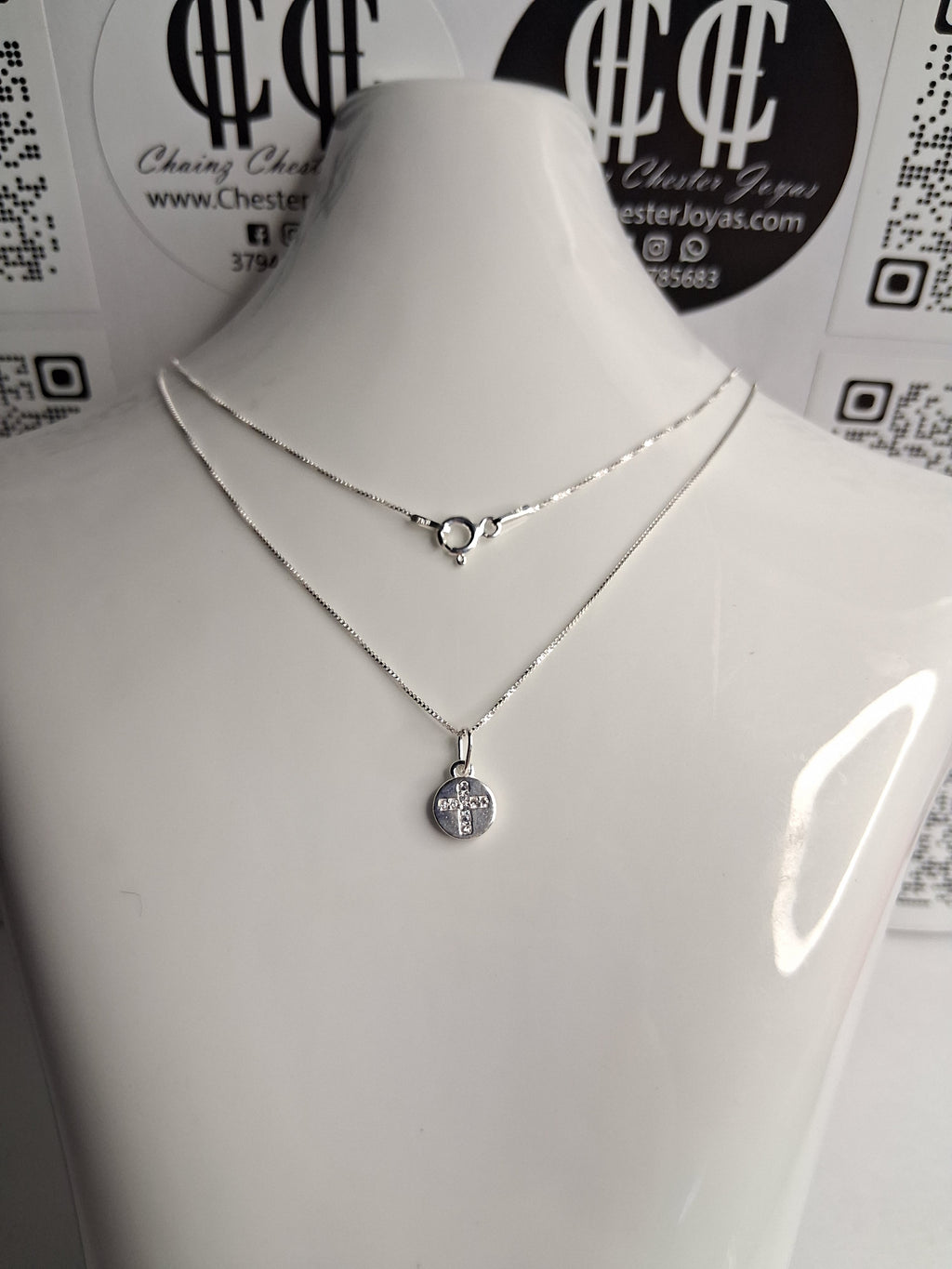 Collar - Cadena Veneciana 40,45 y 50 cm -Dije redondo Cruz c Piedras - Plata 925- Dama.