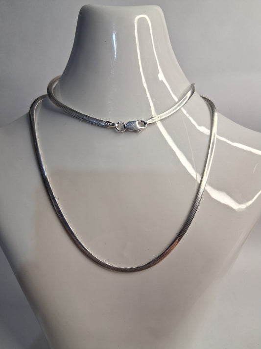 Collar - Cadena chata de Plata 925 – Dama.